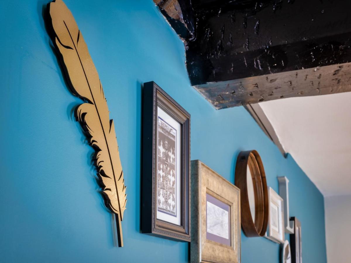 The Feathers Hotel 4*